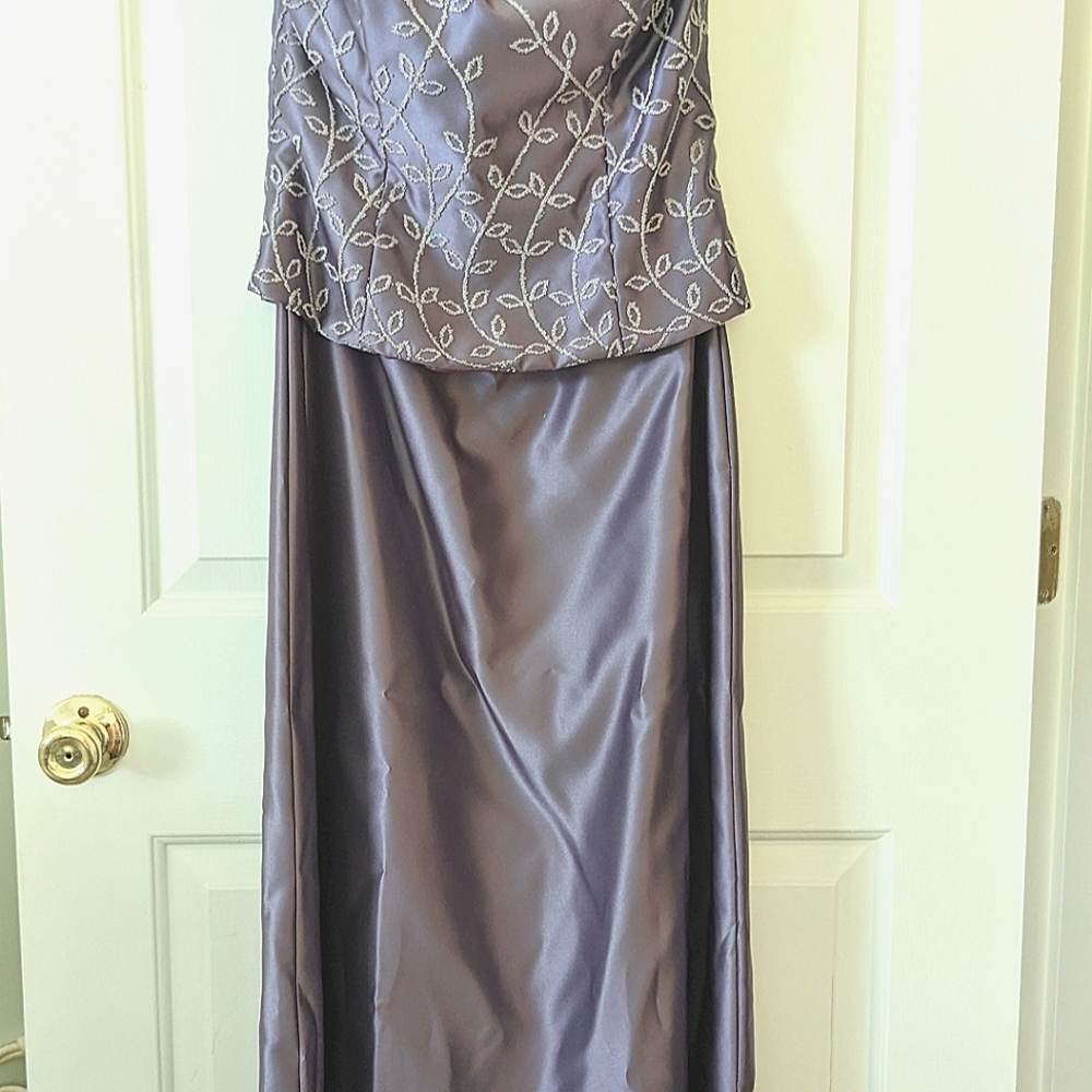 Alfred Angelo Vintage Purple Beaded Long Formal Dress Size 9/10
